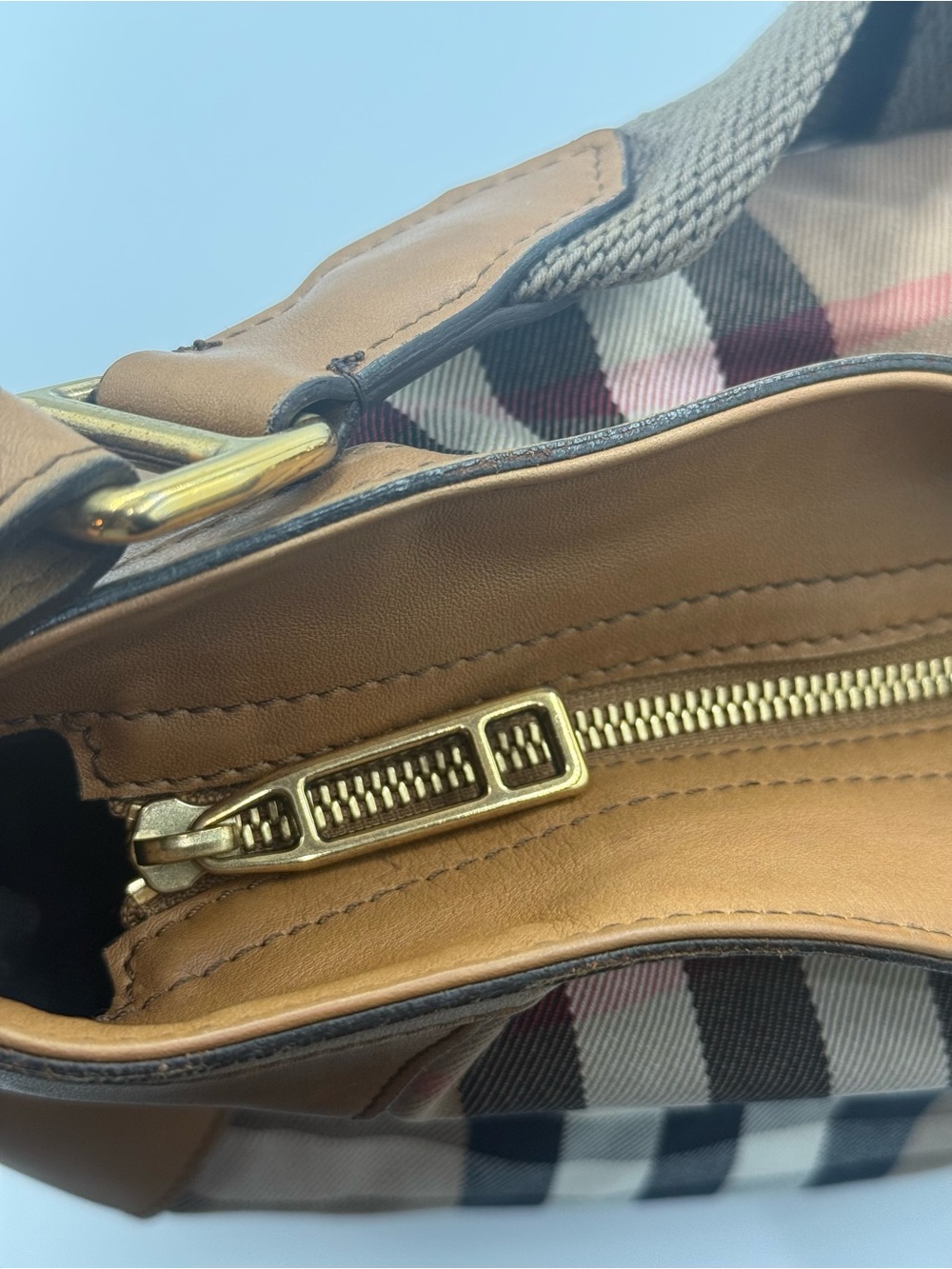 Burberry Haymarket House Check Leather and Canvas Hobo Bag - Picture 9 of 15